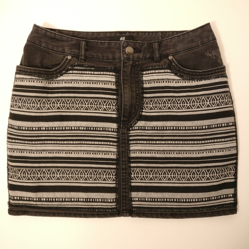 H&M Aztec Print Black Denim Skirt